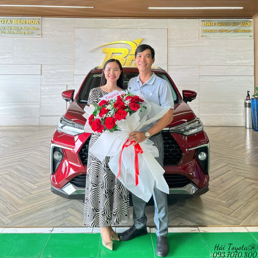 04/2025 - BÀN GIAO TOYOTA VELOZ CROSS TOP MỪNG SINH NHẬT ANH TÙNG (BIÊN HÒA).