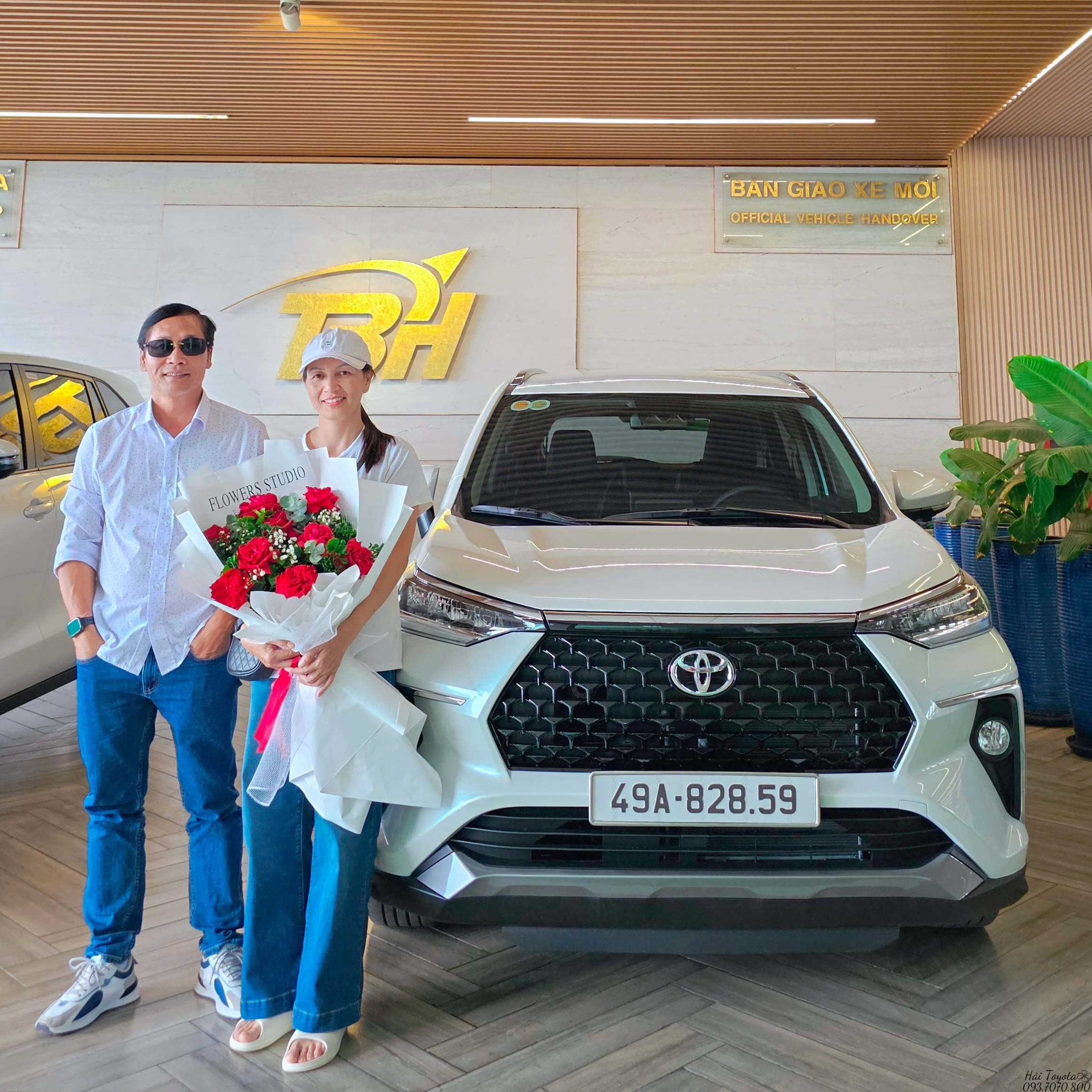 11/2025 - TOYOTA VELOZ CROSS TOP - VỀ BẢO LỘC VS GĐ ANH TRỰC.