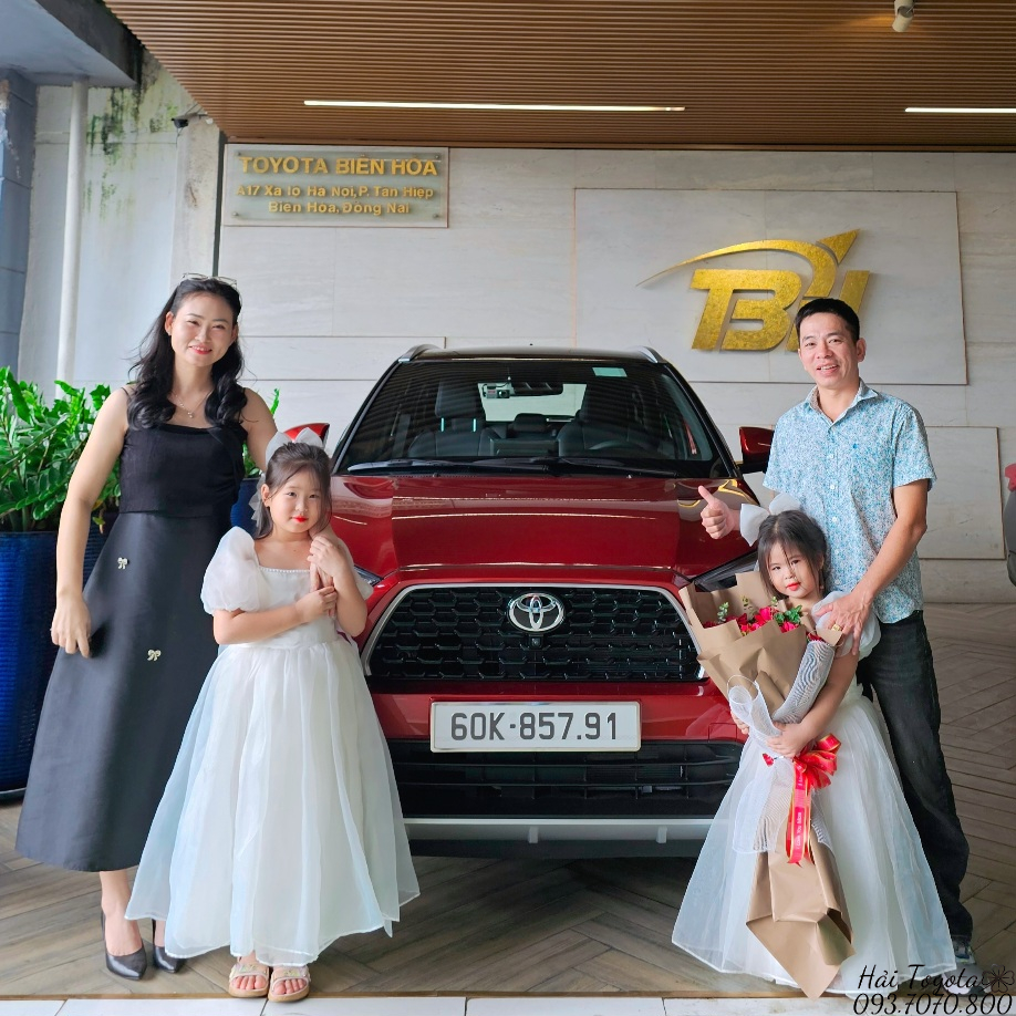 11/2025 - TOYOTA YARIS CROSS 1.5V - GIAO VỀ CHỊ GĐ NGỌC.