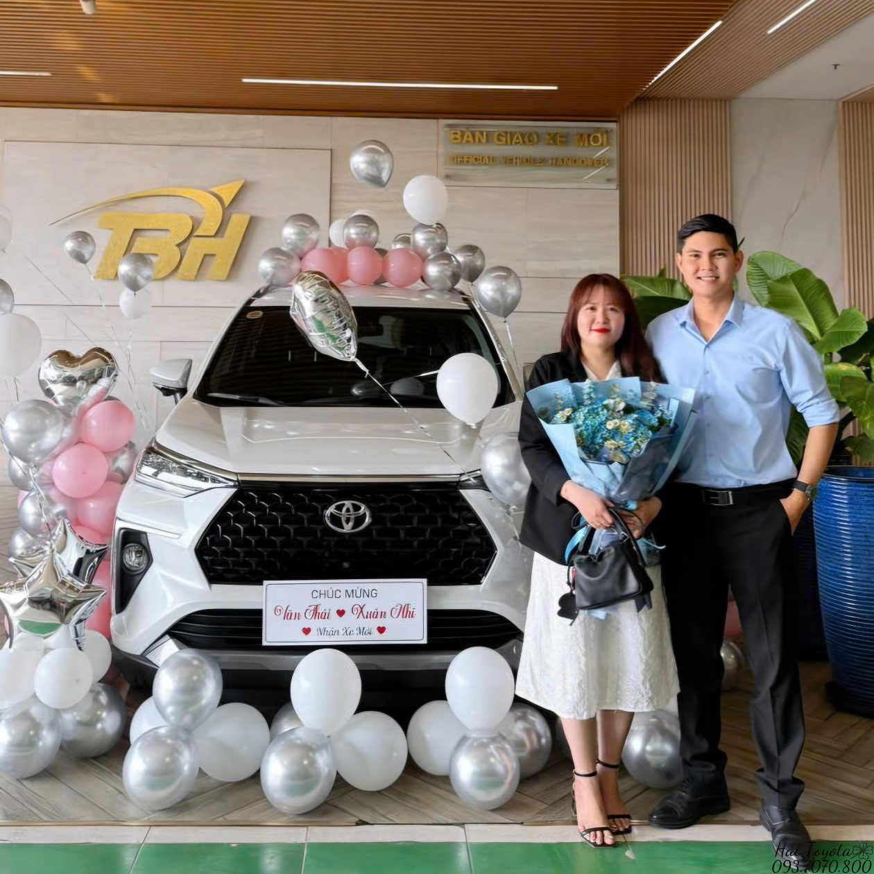 02/2026 - TOYOTA VELOZ CROSS - BÀN GIAO VỀ VỚI ANH THÁI, CHỊ NHI