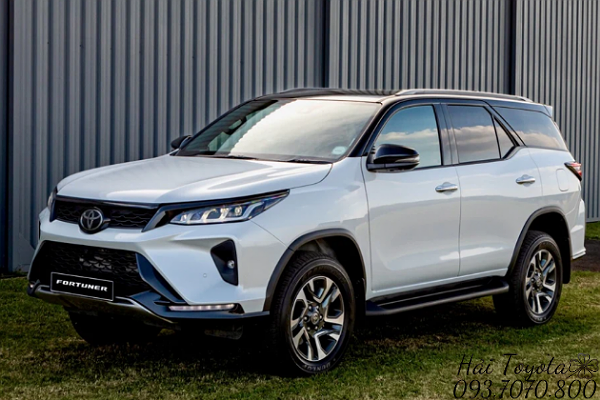 FORTUNER <BR/> GIÁ: 1,055,000,000